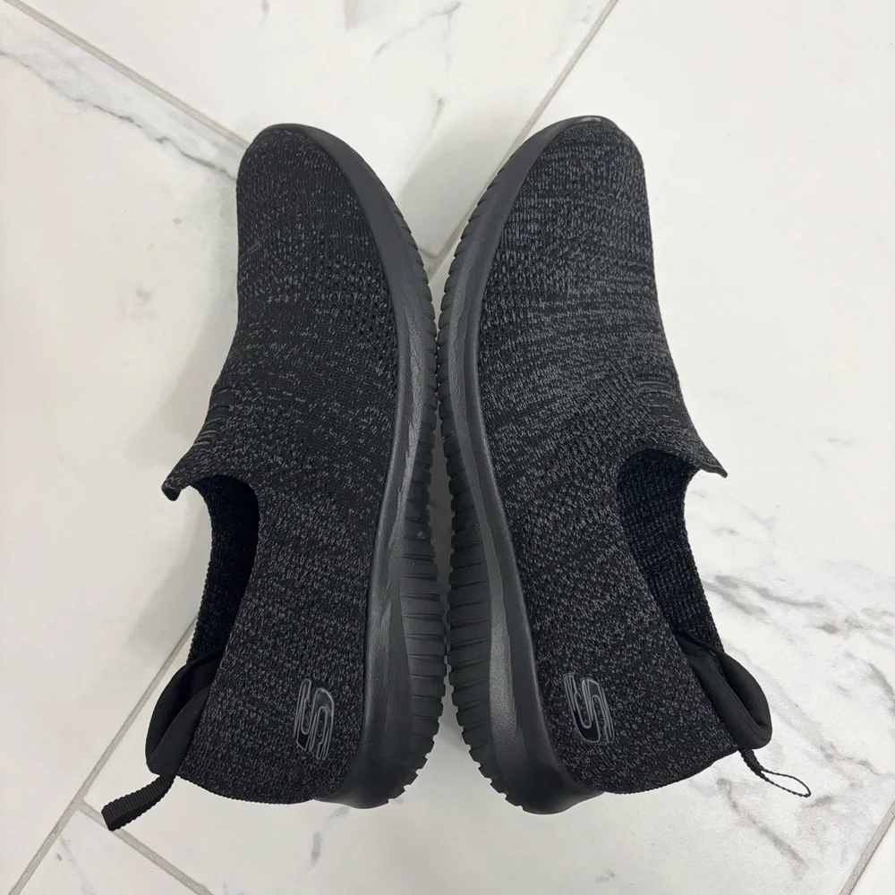 Skechers Ultra Flex Harmonious Slip On Sneakers Womens 9 Black Comfort Shoes